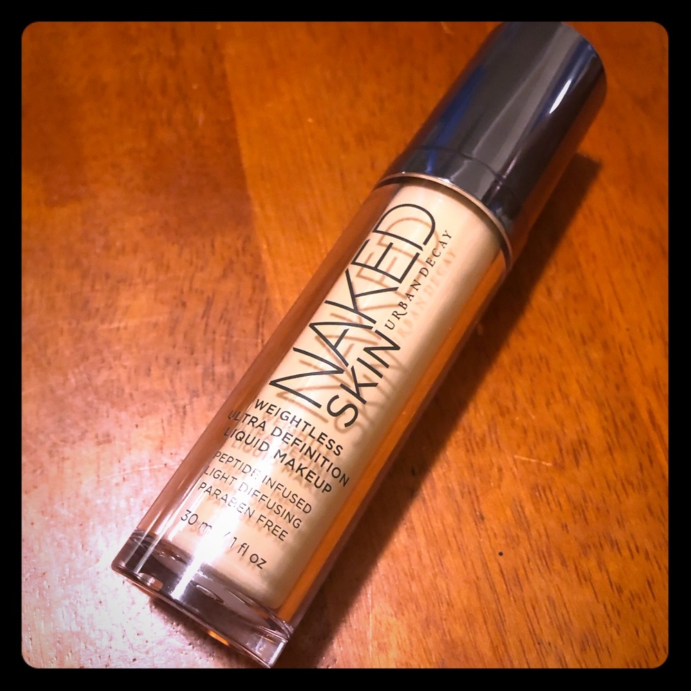 Urban Decay Naked Skin Weightless Foundation